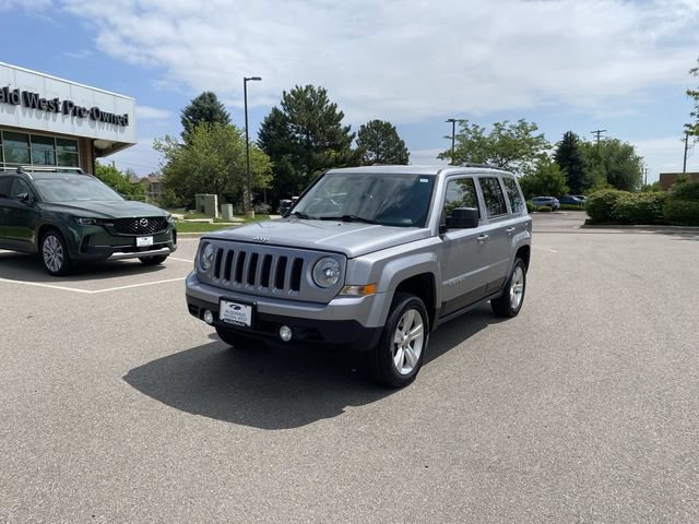 Used 2016 Jeep Patriot Latitude AWD/4WD image 9