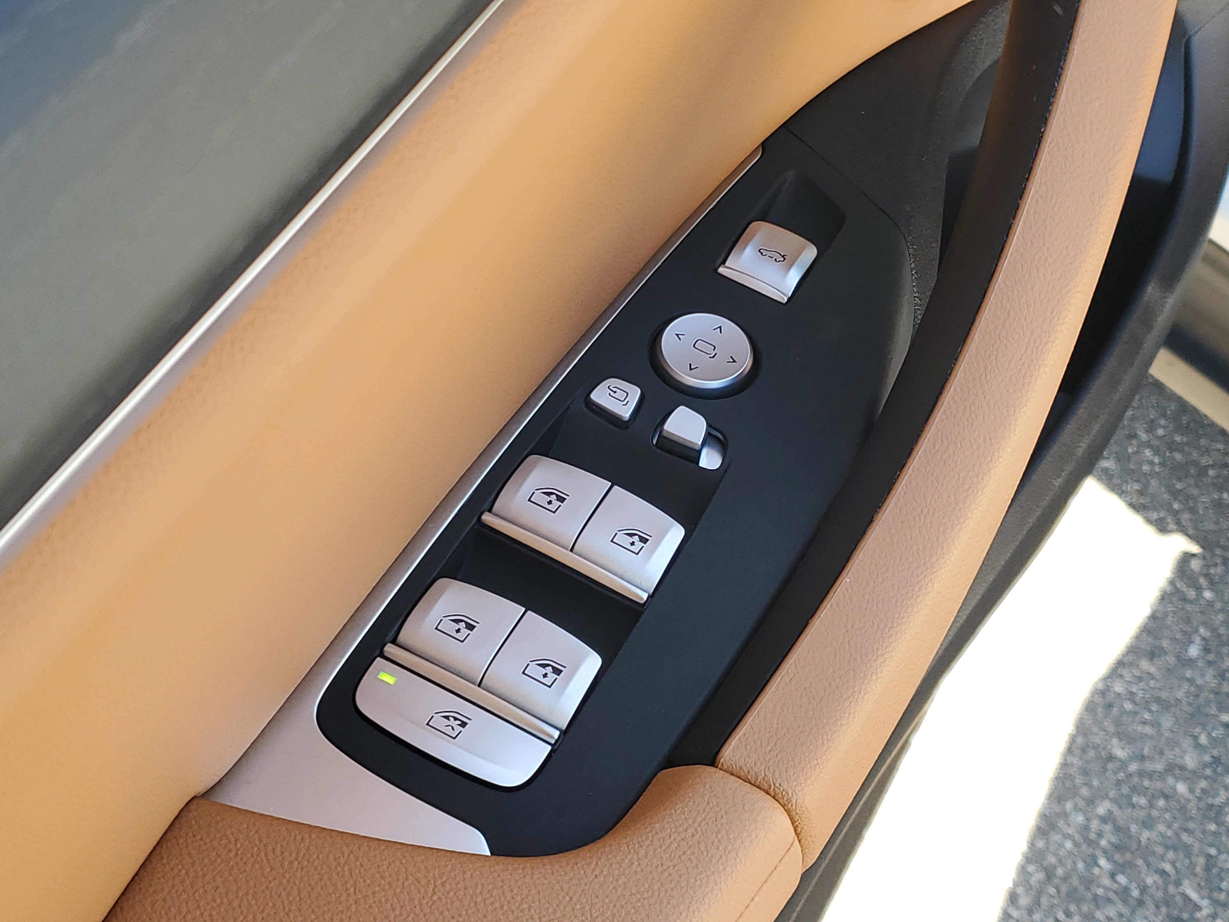 Certified 2023 BMW X4 xDrive30i w/ Premium Package AWD/4WD image 6