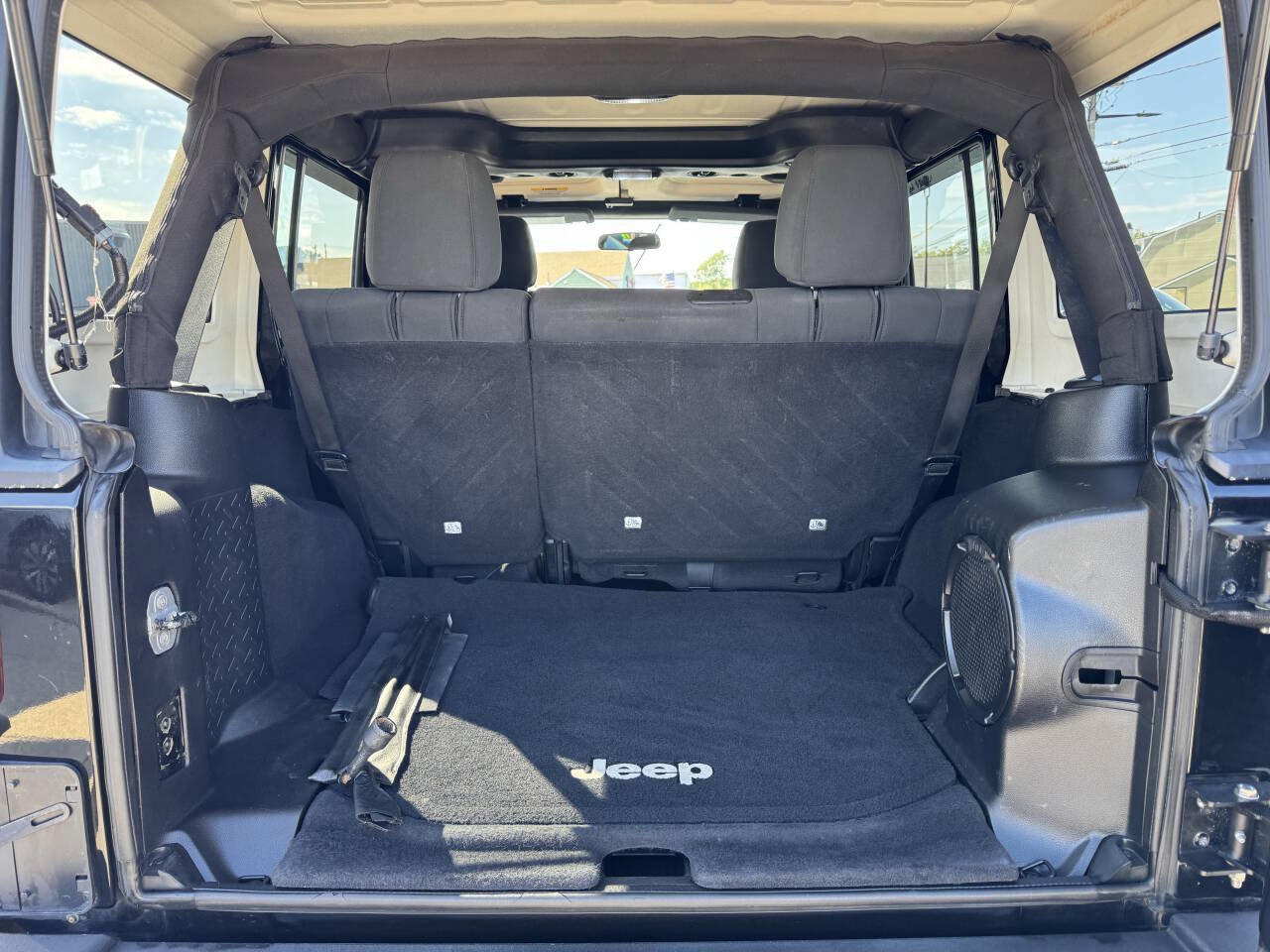 Used 2012 Jeep Wrangler Unlimited Sport AWD/4WD image 29