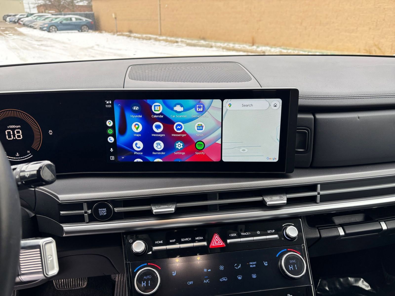 Used 2025 Hyundai Santa Fe SEL image 21