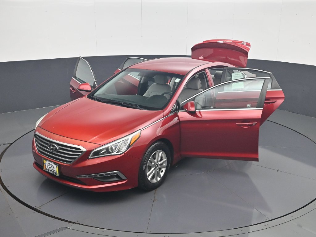 Used 2015 Hyundai Sonata SE w/ Cargo Package FWD image 31