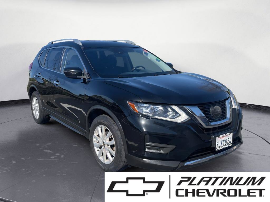 Used 2020 Nissan Rogue SV image 1