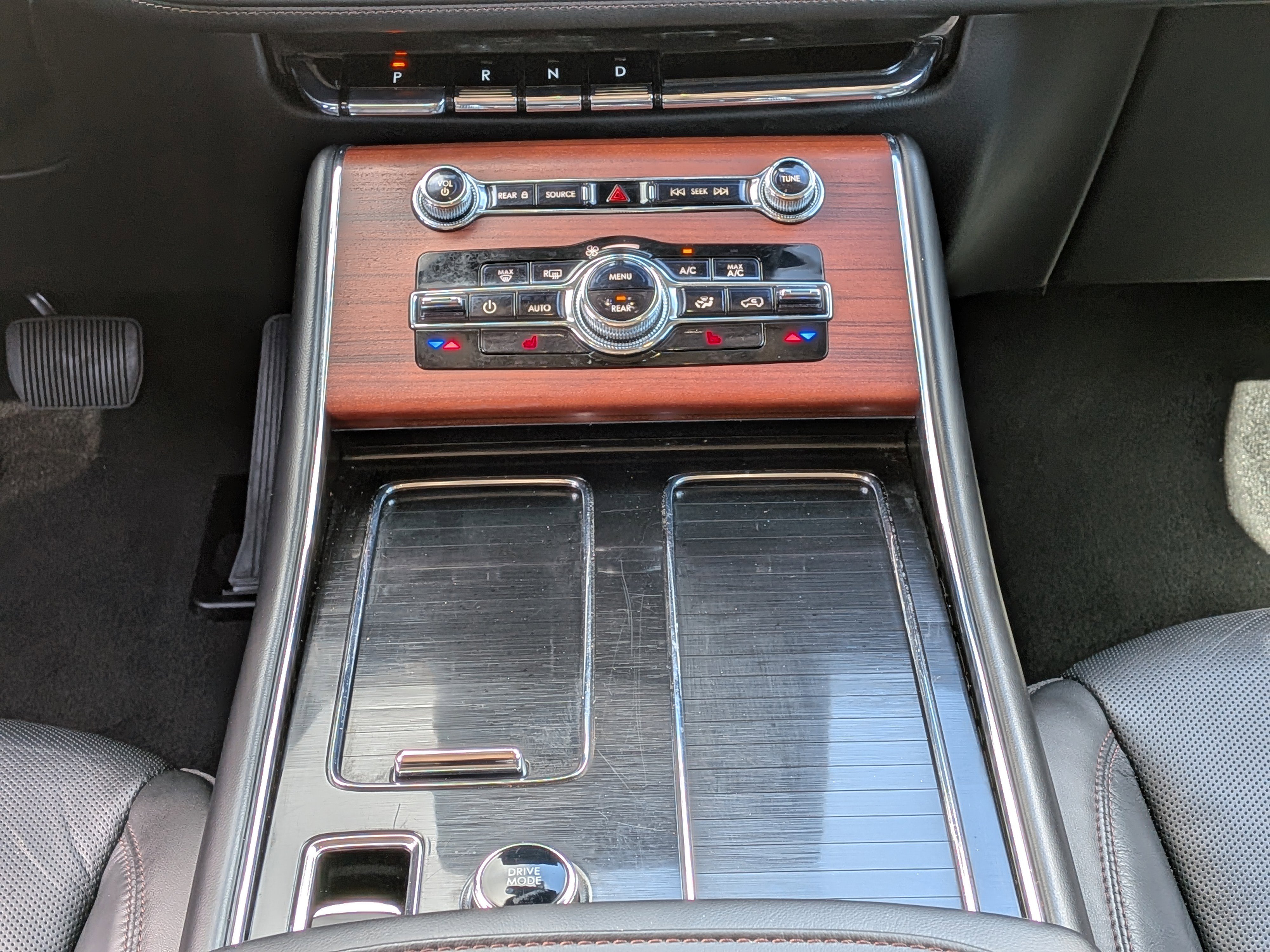 Used 2023 Lincoln Aviator Reserve image 26