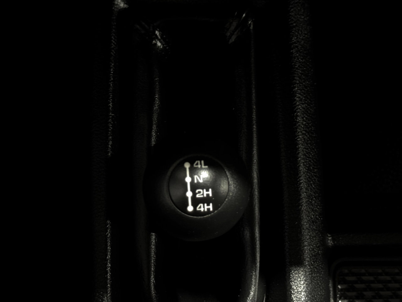 Used 2024 RAM 2500 Tradesman w/ Chrome Appearance Group image 28