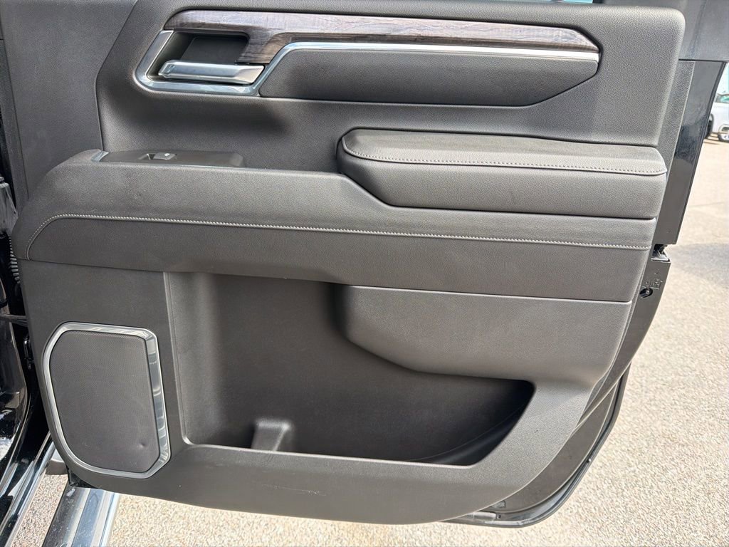 Used 2024 Chevrolet Silverado 3500 LTZ w/ LTZ Plus Package image 28