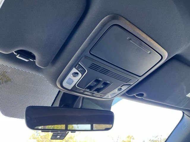 Used 2023 Honda Ridgeline Black Edition image 9