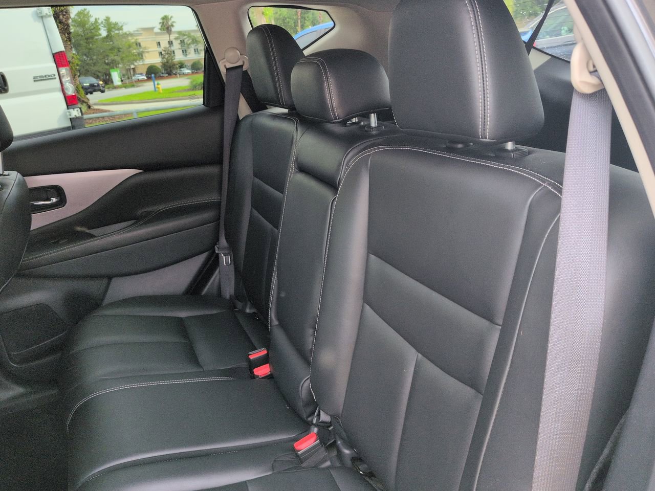 Used 2022 Nissan Murano SV FWD image 14