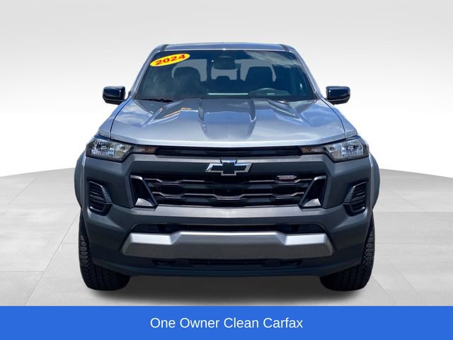 Certified 2024 Chevrolet Colorado Trail Boss w/ Technology Package AWD/4WD image 2