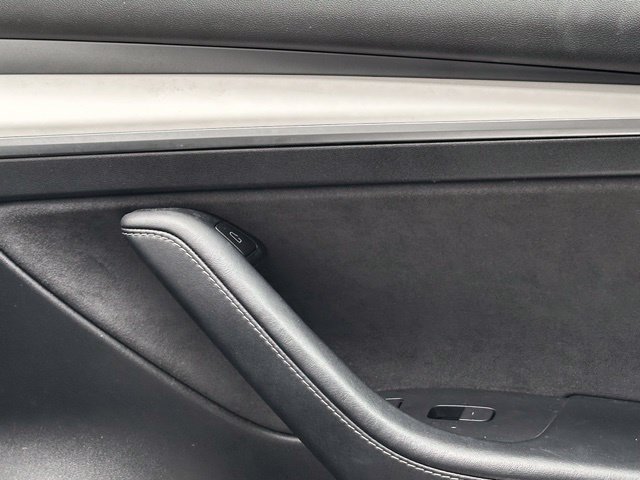 Used 2022 Tesla Model 3 Long Range AWD/4WD image 20