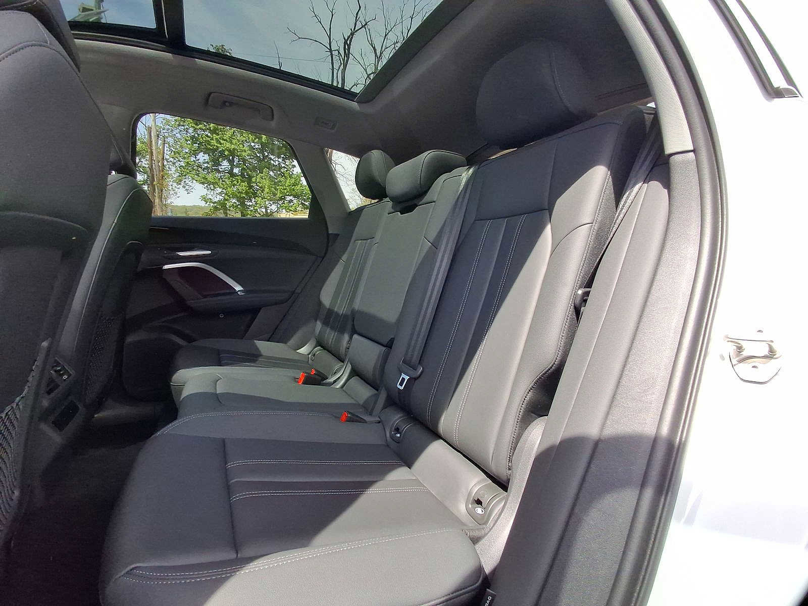 Certified 2025 Audi Q5 Premium w/ Convenience Package AWD/4WD image 20