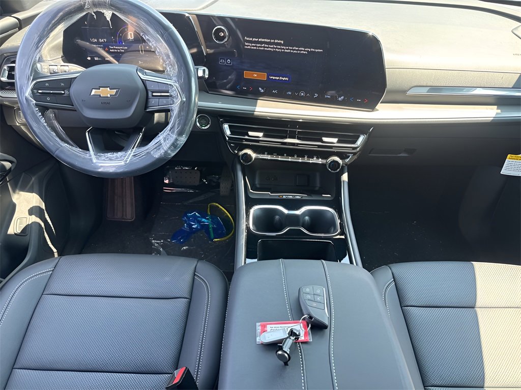 New 2025 Chevrolet Traverse LT image 14