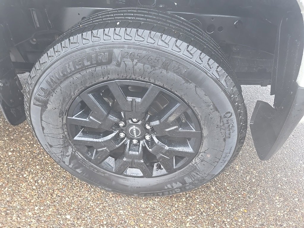 Used 2023 Nissan Frontier SV w/ Midnight Edition Package image 34