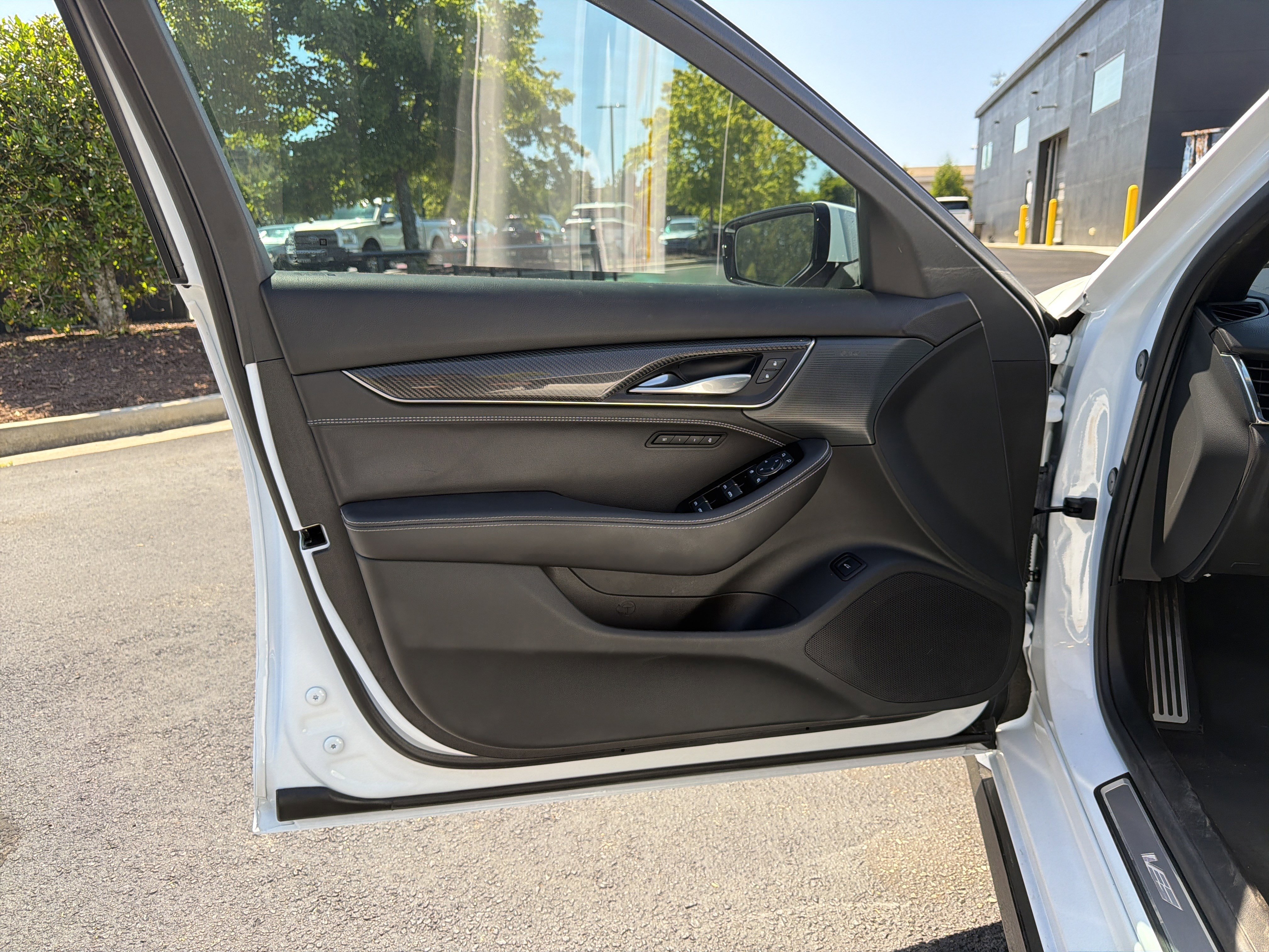 Used 2024 Cadillac CT5 V Blackwing w/ Driver Assist Package RWD image 16