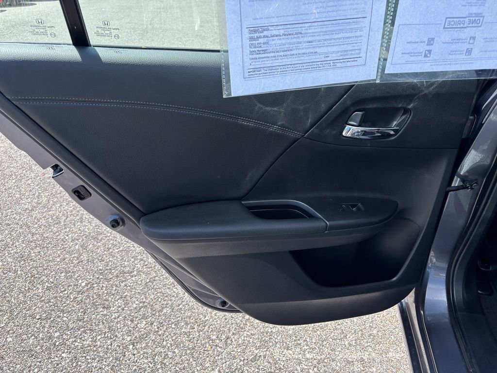 Used 2013 Honda Accord Sport image 40