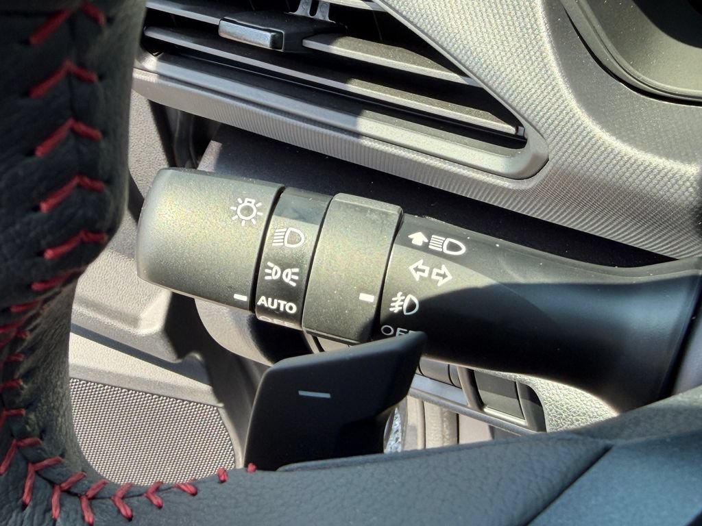 Used 2025 Subaru Impreza RS AWD/4WD image 34