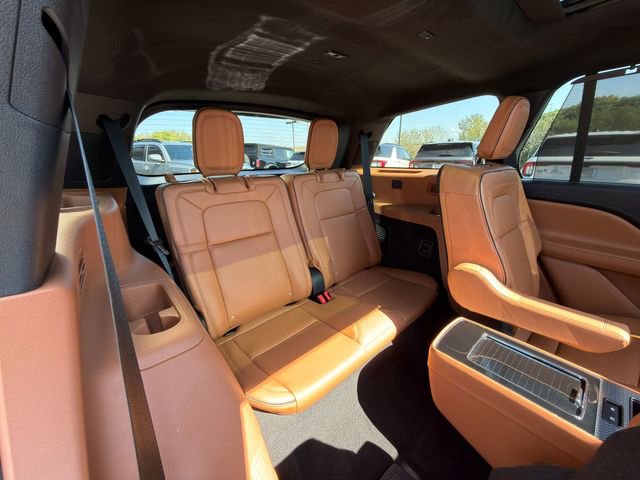 Used 2025 Lincoln Aviator Black Label image 12
