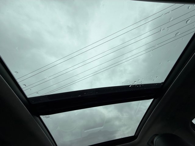 Used 2025 Toyota Highlander Platinum image 26