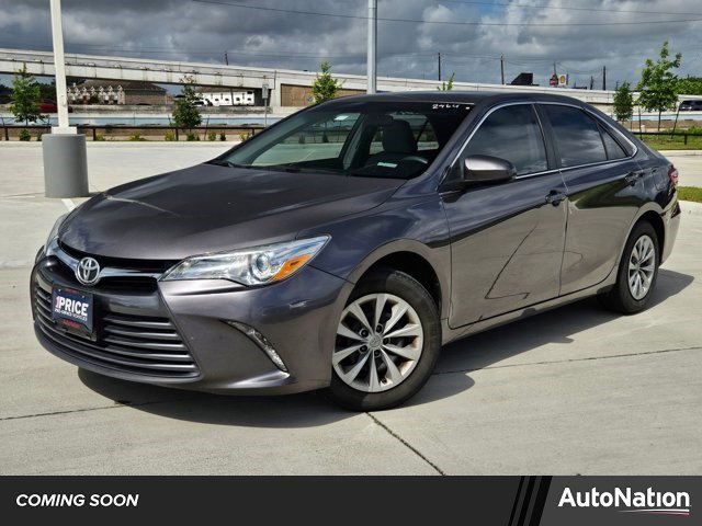 Used 2015 Toyota Camry LE FWD image 1