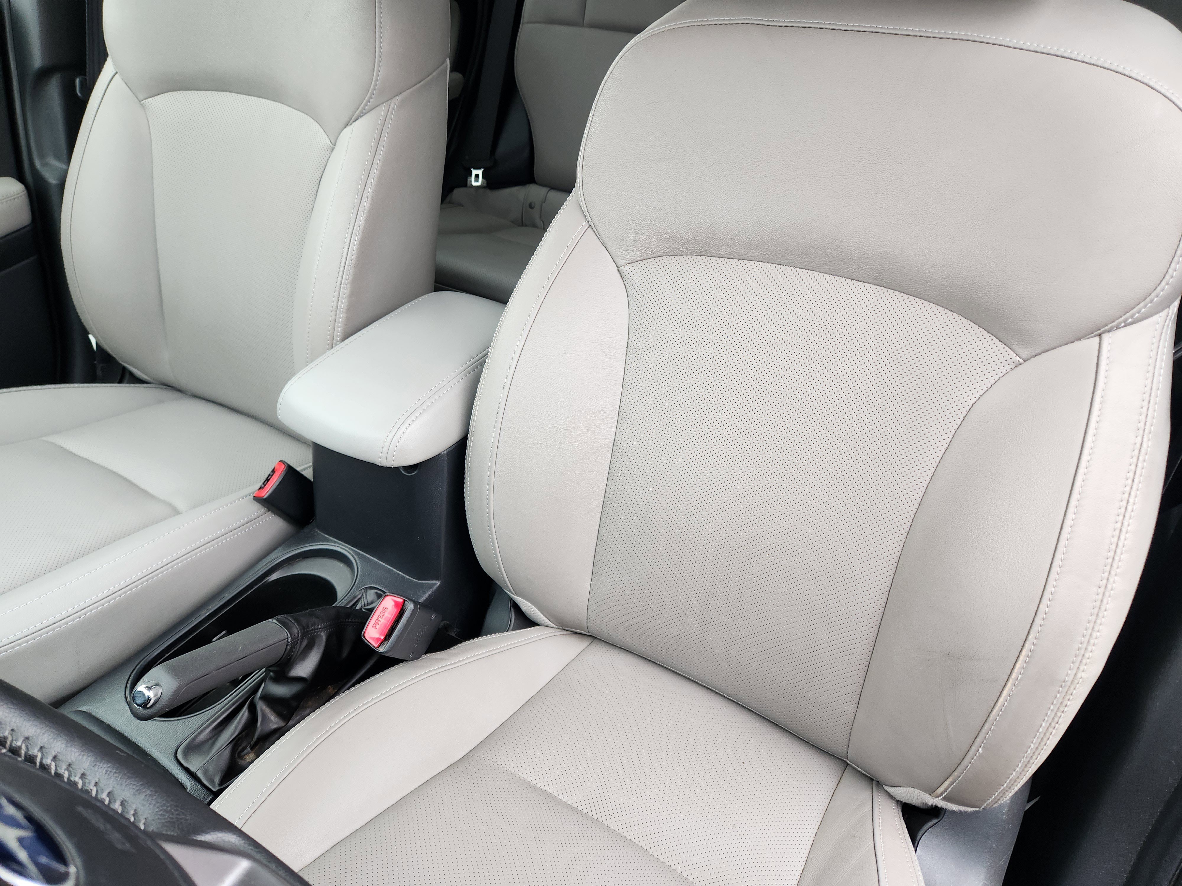 Used 2017 Subaru Forester 2.5i Limited image 17