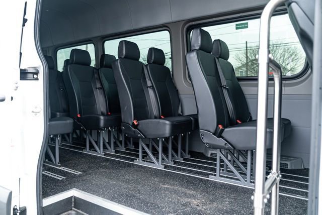 Used 2017 Mercedes-Benz Sprinter 3500 image 17