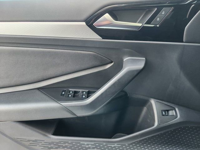 Used 2020 Volkswagen Jetta R-Line image 25