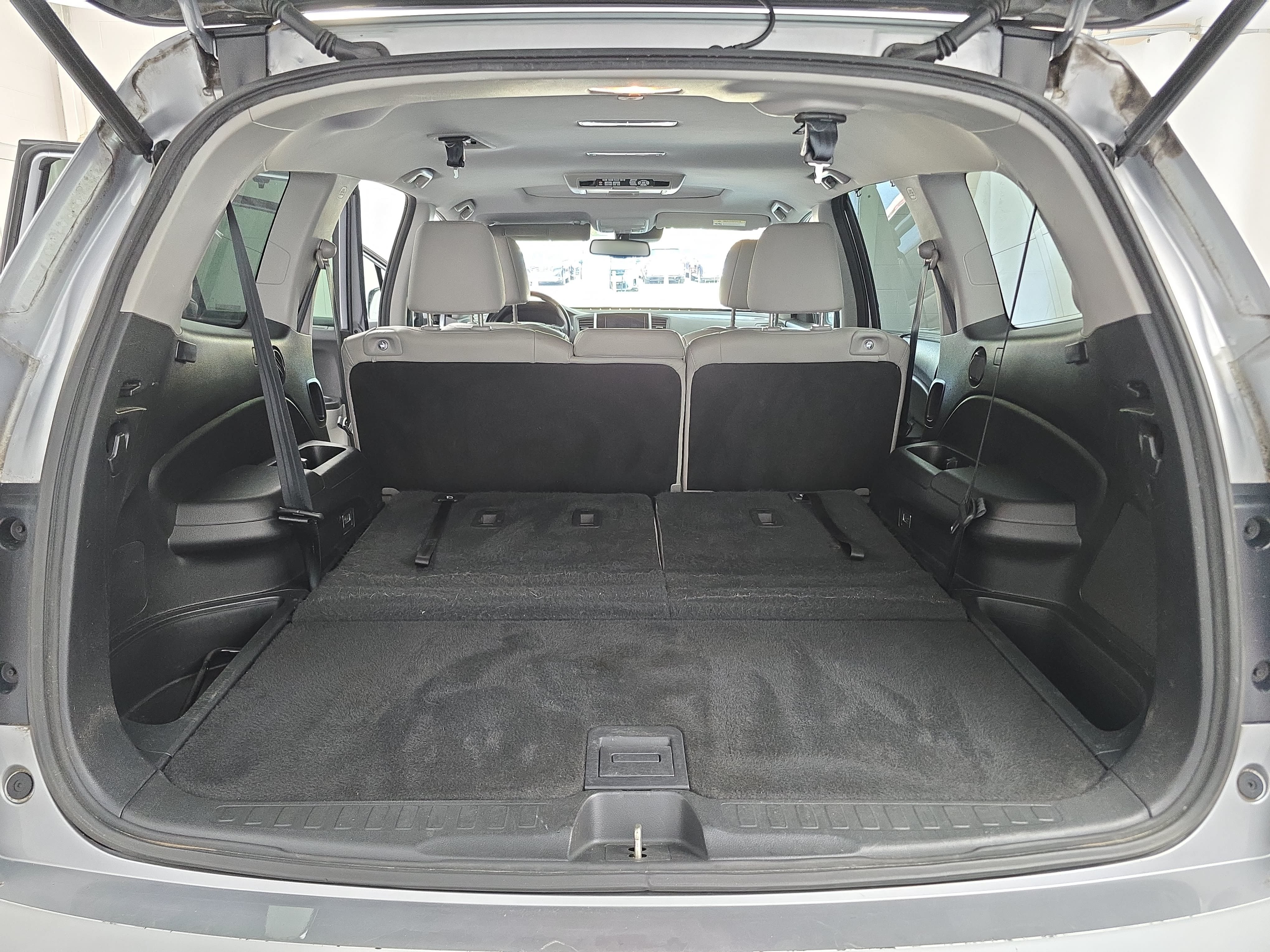 Used 2018 Honda Pilot Touring image 13