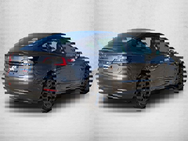 Used 2023 Tesla Model 3 Standard Range image 2