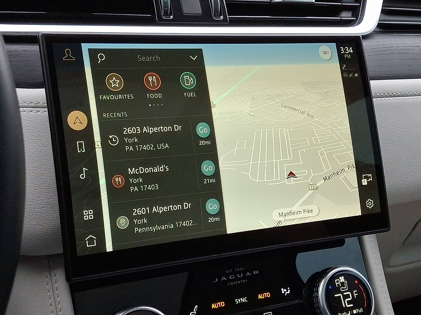 Used 2022 Jaguar F-PACE S image 18