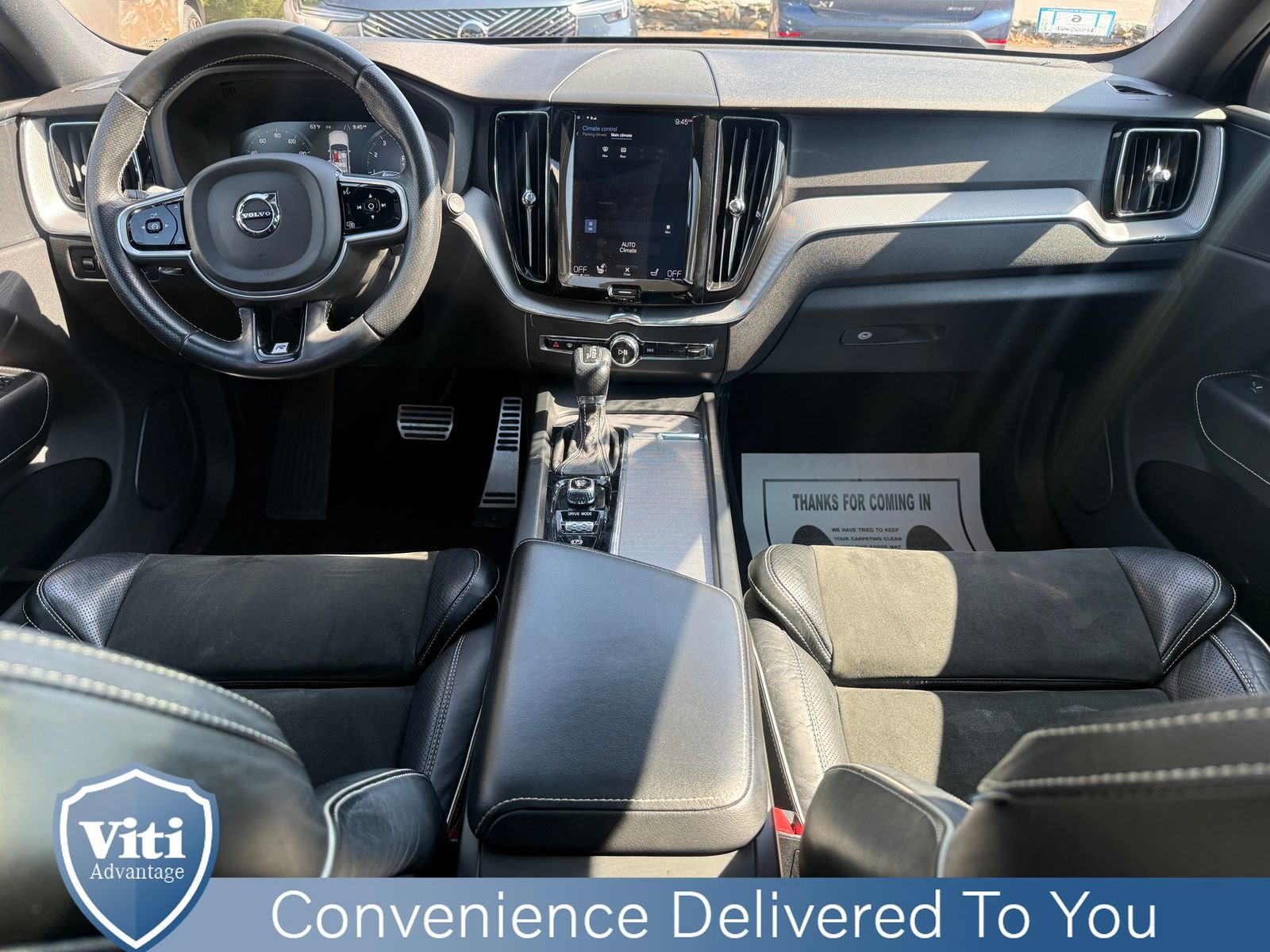 Used 2018 Volvo XC60 T5 R-Design w/ Convenience Package AWD/4WD image 2