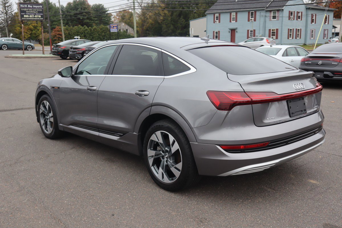 Used 2020 Audi e-tron Premium Plus image 7