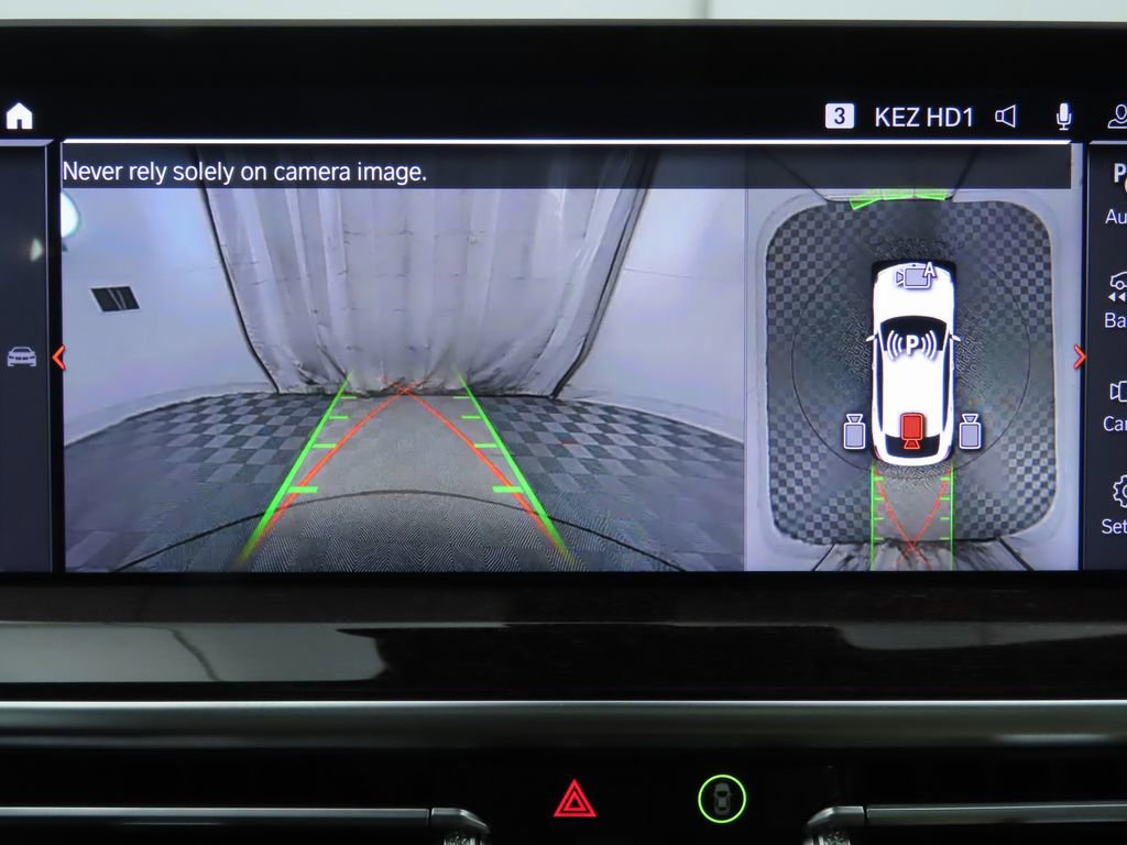 Certified 2025 BMW X4 xDrive30i image 16