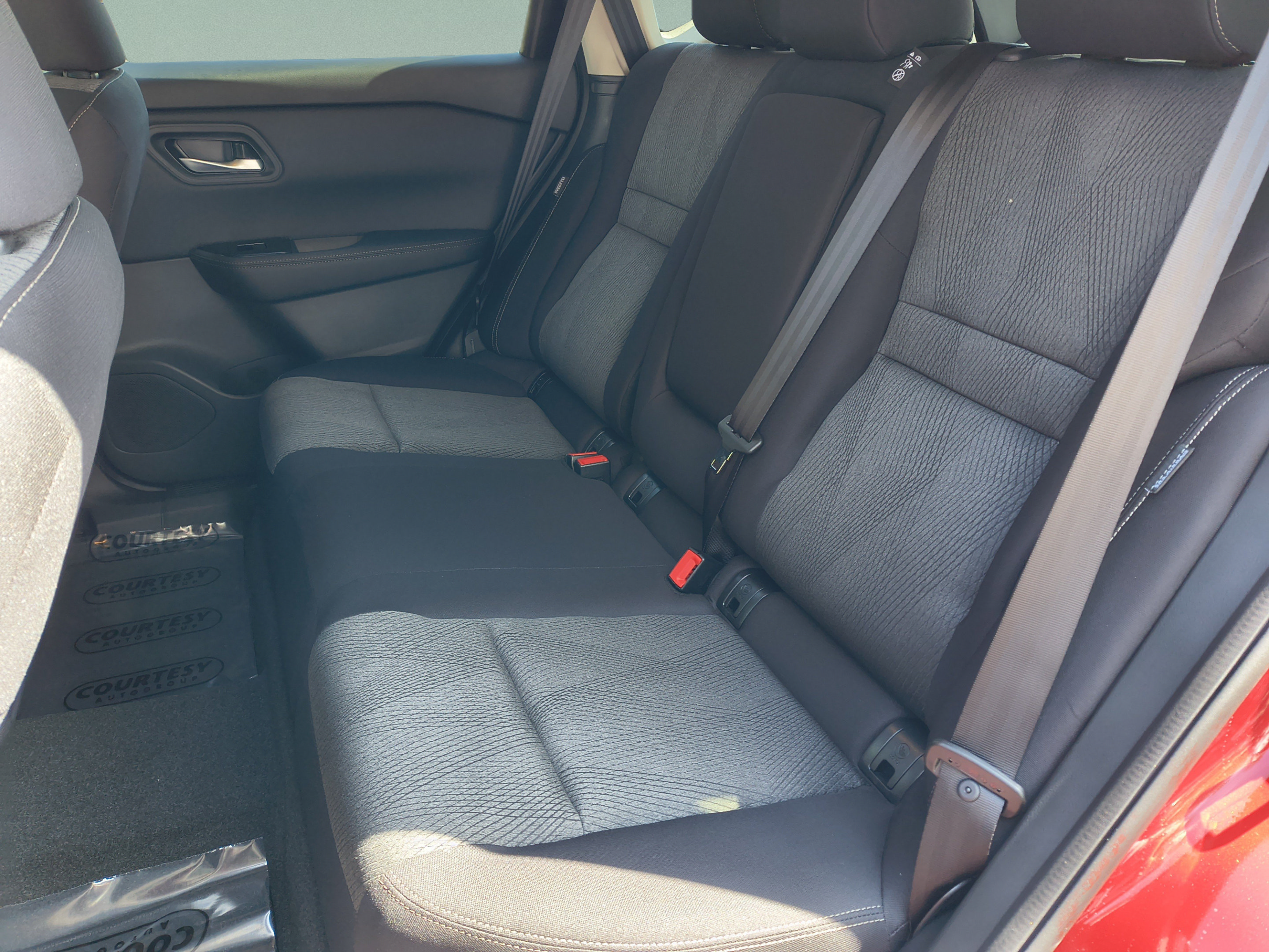 New 2026 Nissan Rogue SV FWD image 18