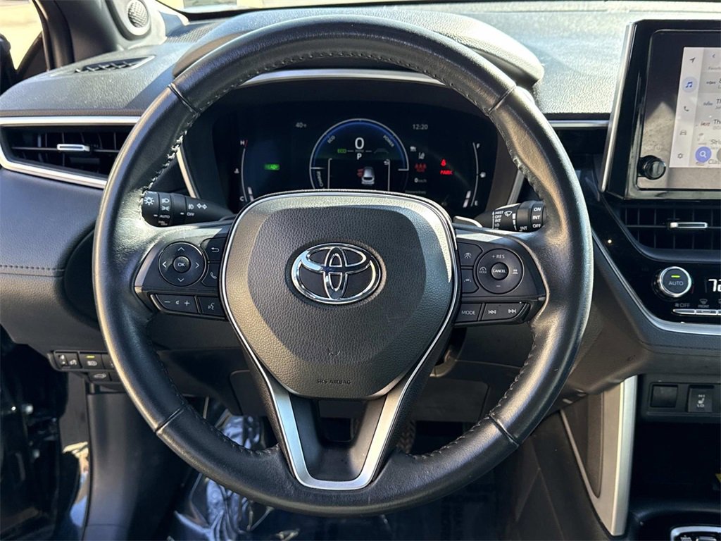 Used 2023 Toyota Corolla Cross XSE w/ Convenience Package image 21