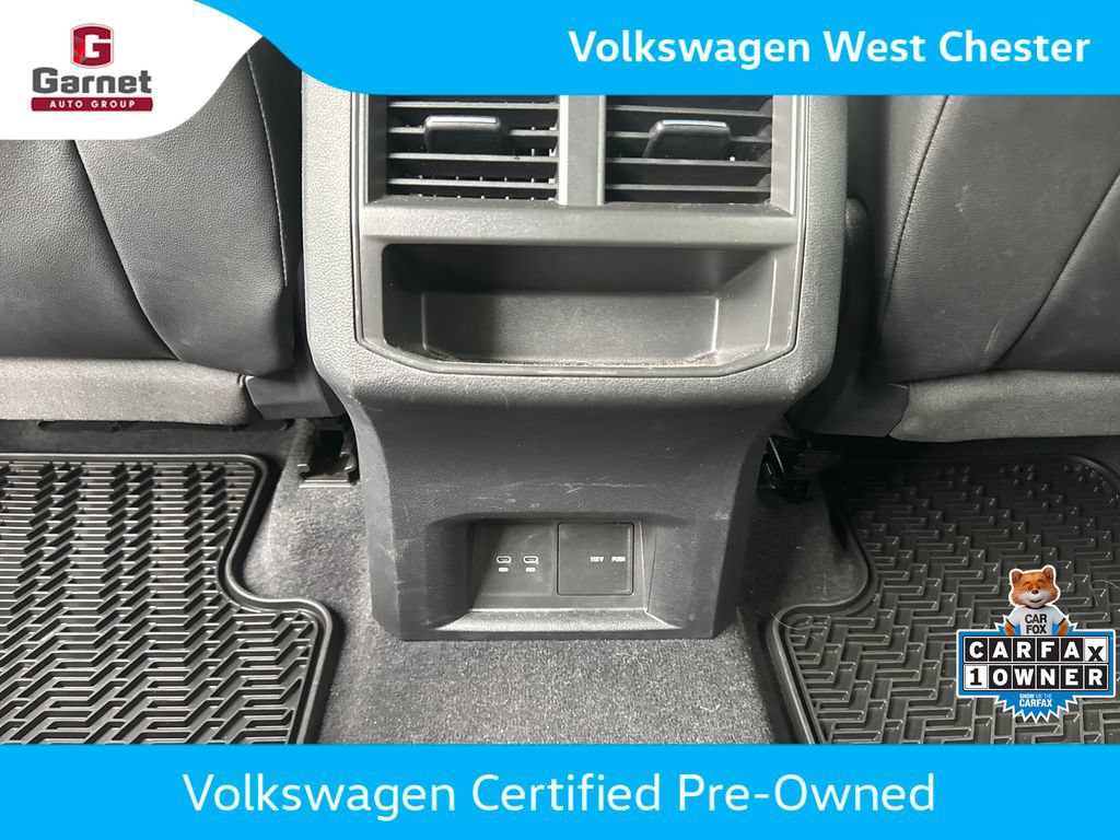 Certified 2023 Volkswagen Atlas Cross Sport SEL R-Line AWD/4WD image 28