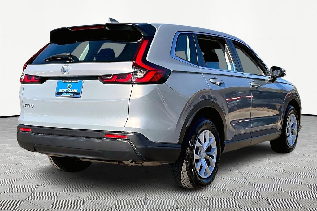 Used 2024 Honda CR-V LX image 6