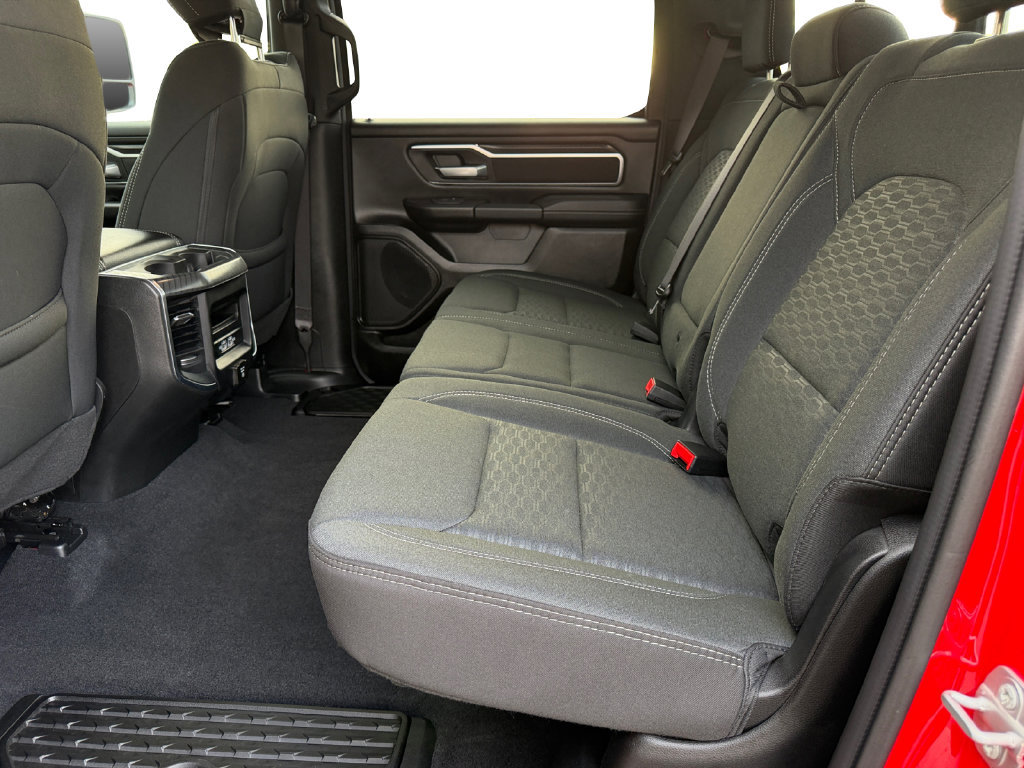 Used 2025 RAM 1500 Big Horn AWD/4WD image 12