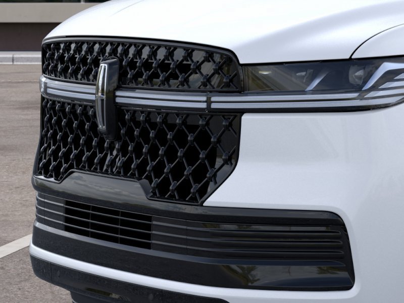 New 2026 Lincoln Navigator Black Label AWD/4WD image 40