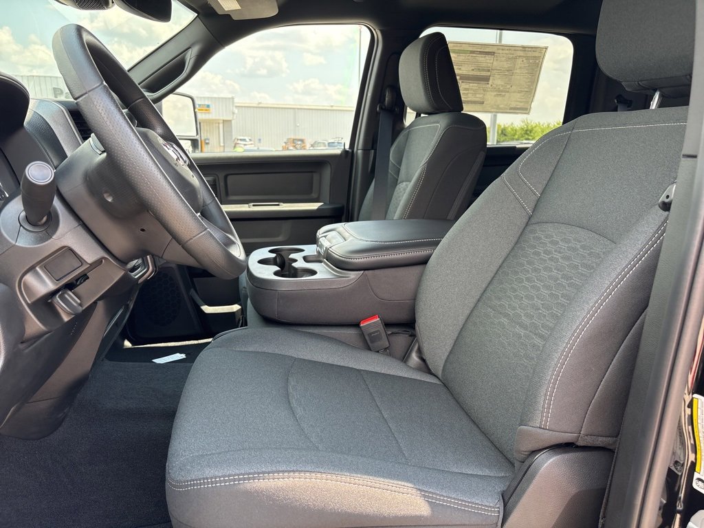 New 2025 RAM 2500 Tradesman image 10