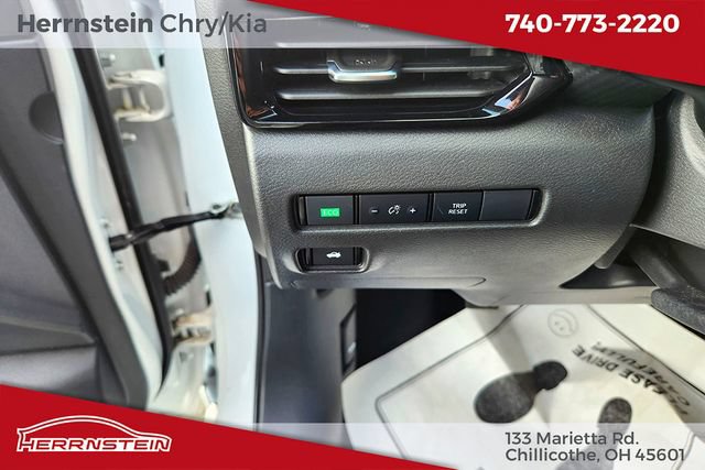 Used 2024 Nissan Sentra SV w/ All-Weather Package FWD image 16