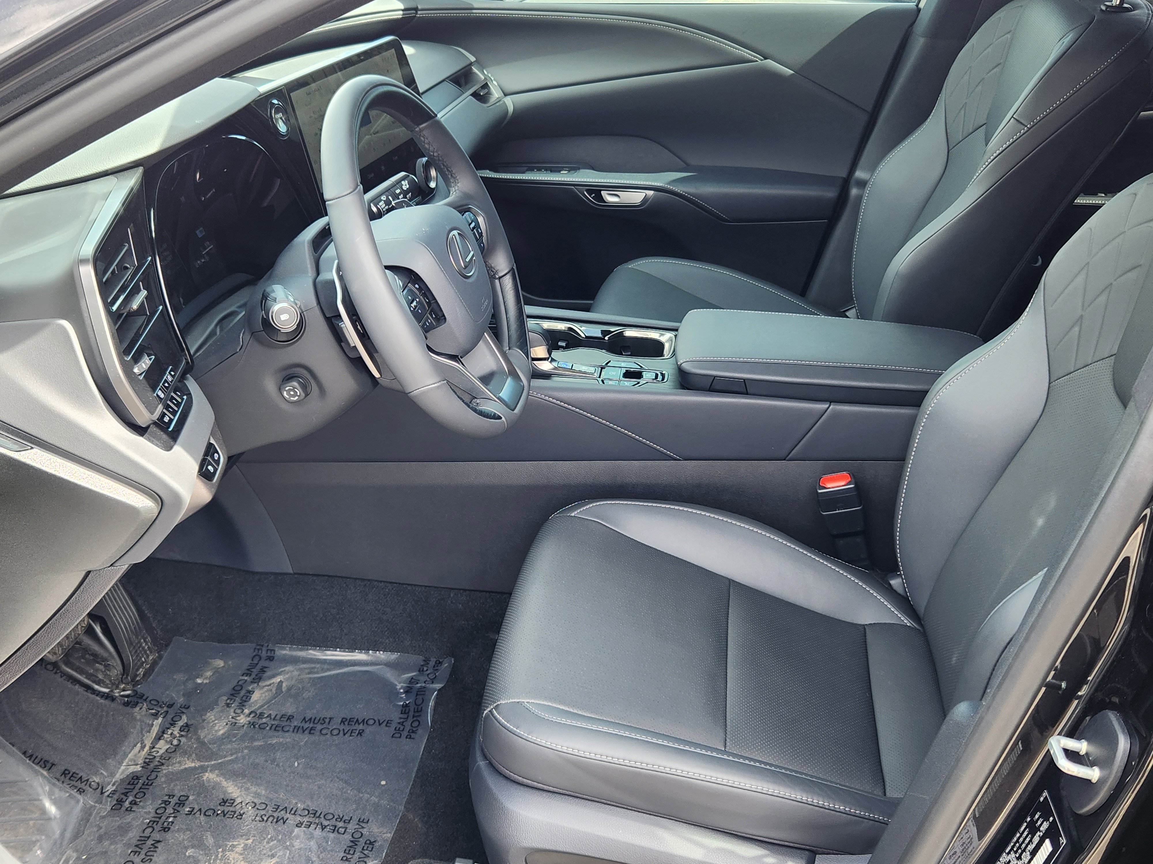 Used 2025 Lexus RX 350h w/ Convenience Package image 13