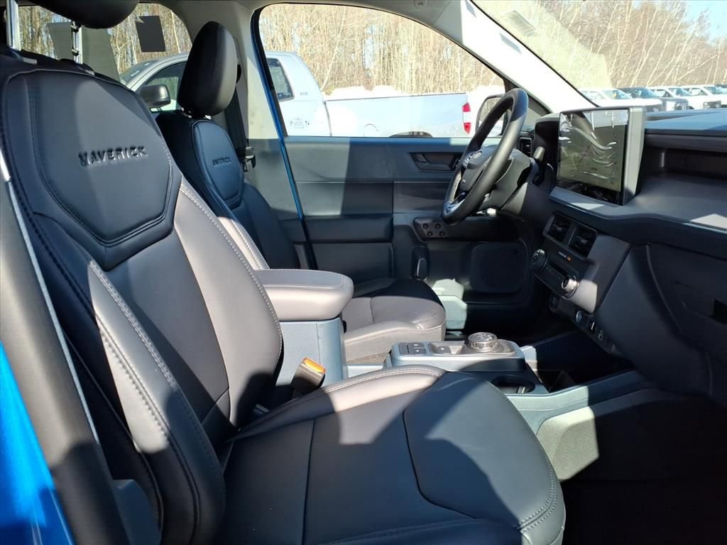 New 2026 Ford Maverick Lariat w/ Black Appearance Package image 11