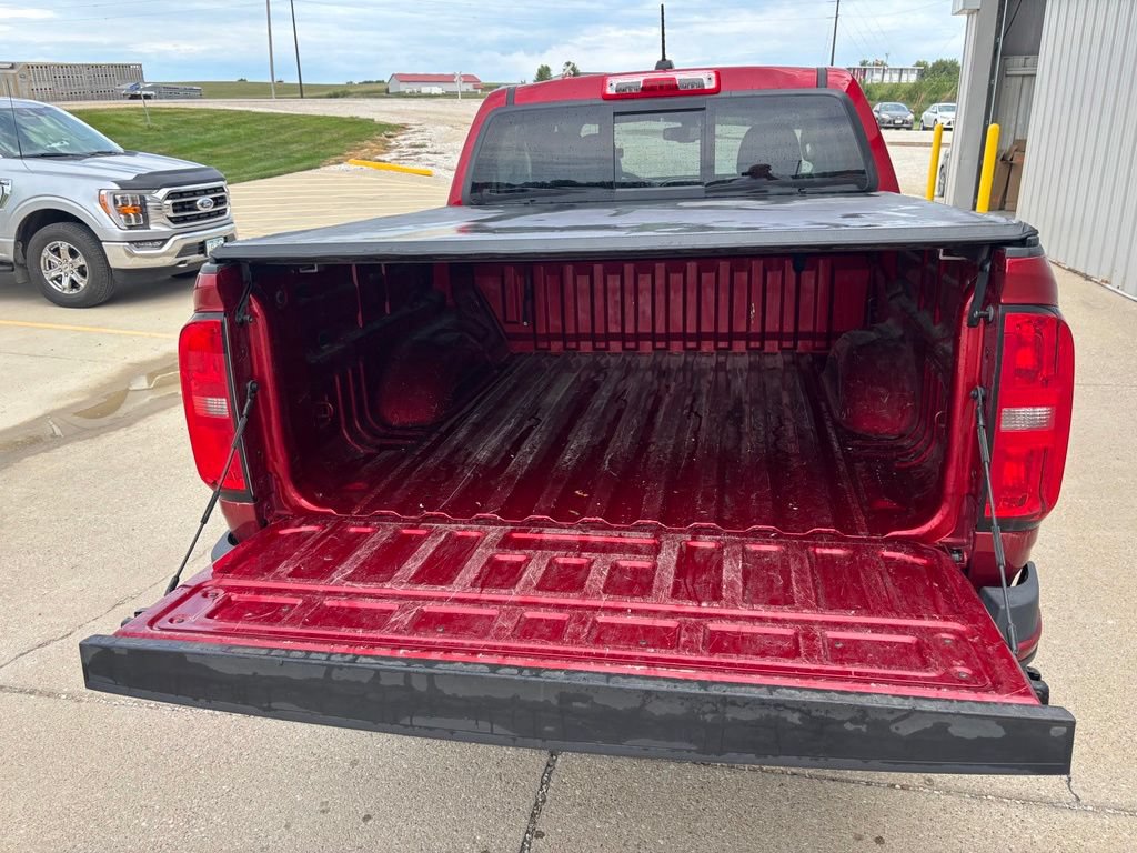 Used 2022 Chevrolet Colorado Z71 AWD/4WD image 7