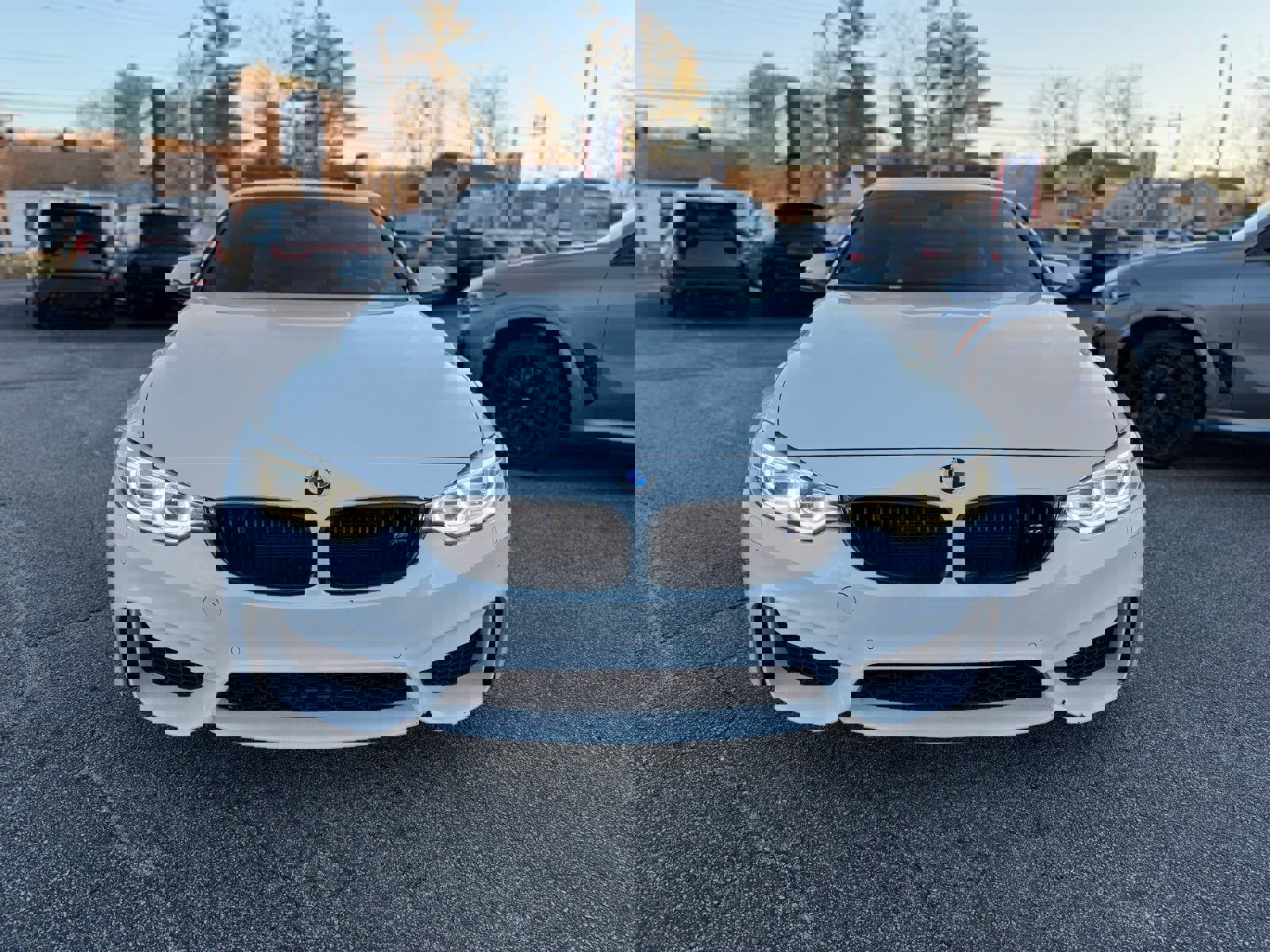 Used 2015 BMW M4 Convertible image 4