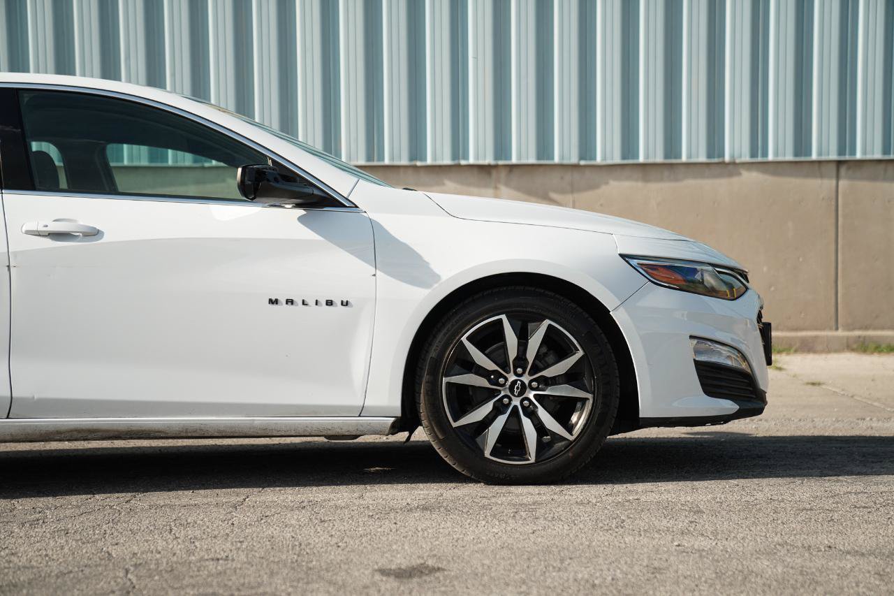 Used 2022 Chevrolet Malibu RS FWD image 8