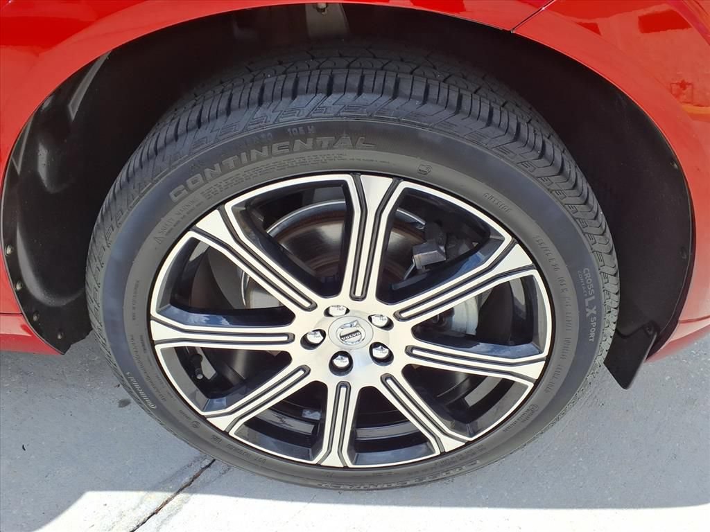 Used 2020 Volvo XC60 T5 Inscription w/ Protection Package Premier FWD image 7