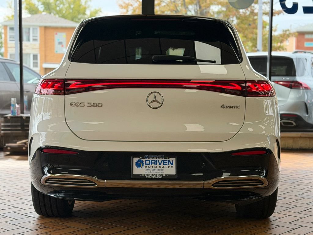 Used 2023 Mercedes-Benz EQS 580 4MATIC SUV image 7