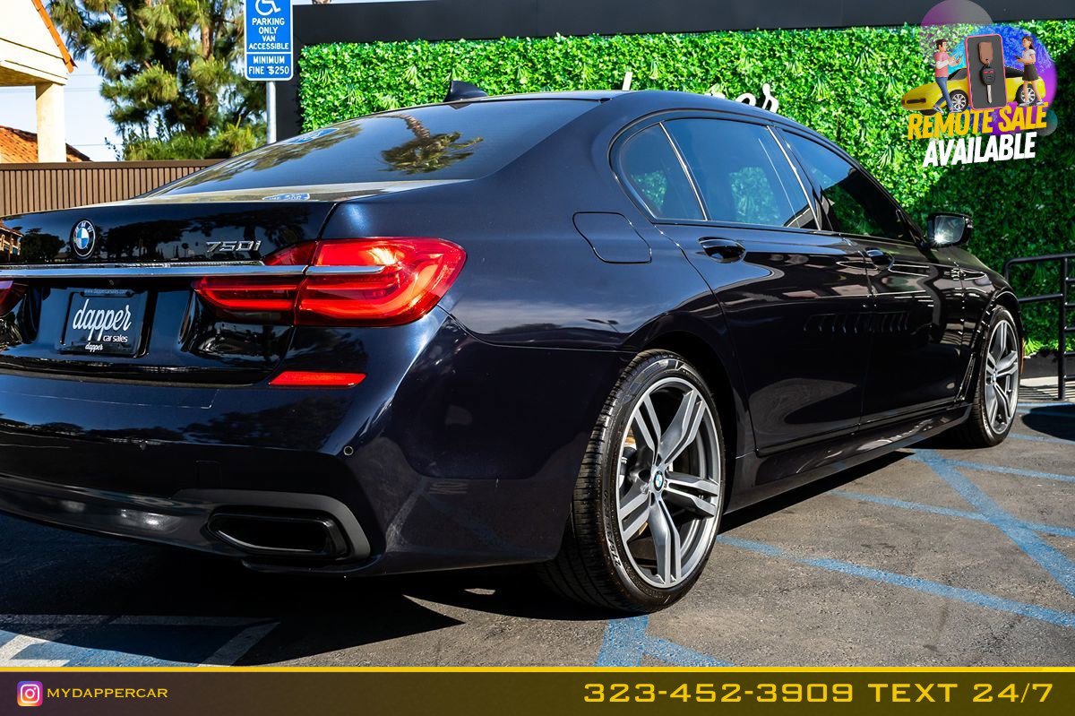 Used 2019 BMW 750i w/ Executive Package RWD image 7