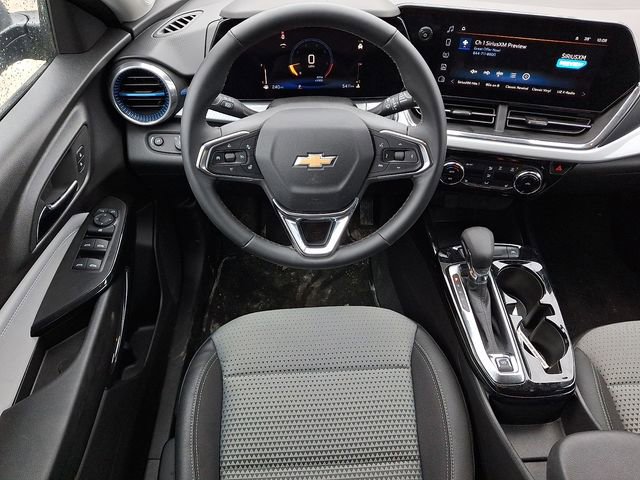 Used 2026 Chevrolet Trax LT w/ Driver Confidence Package FWD image 3