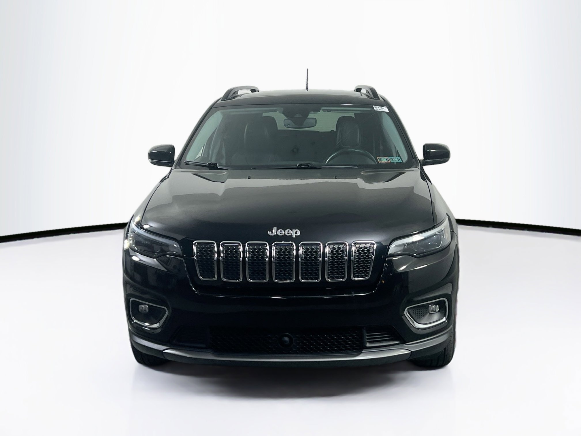 Used 2022 Jeep Cherokee Limited w/ Mopar Interior Package image 2