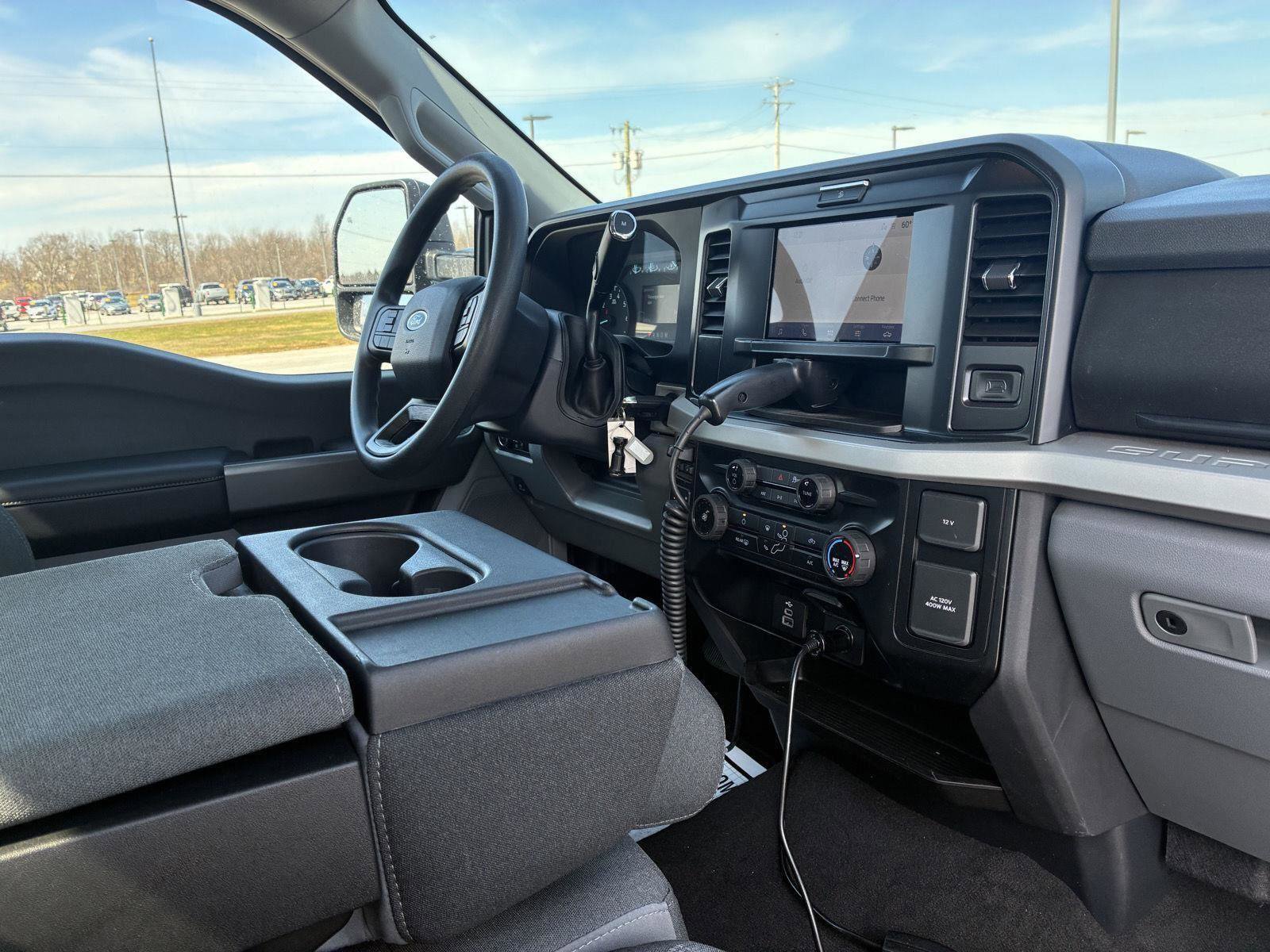 New 2026 Ford F250 XLT w/ FX4 Off-Road Package AWD/4WD image 12